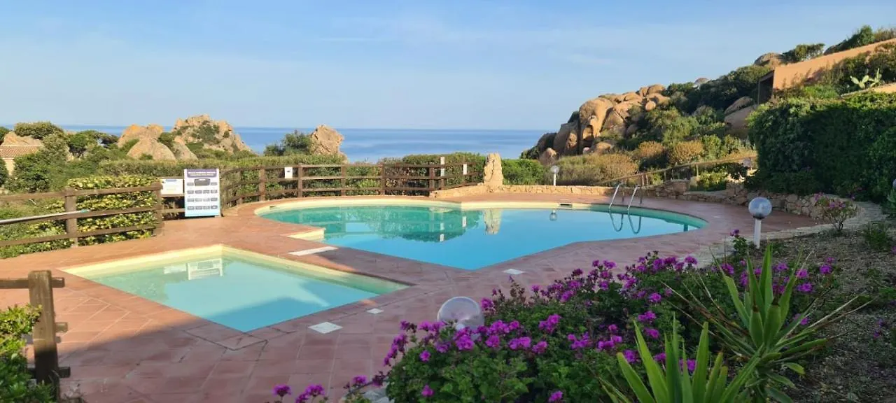 Villino Regina-Infinityholidays Costa Paradiso 0*,  Italië